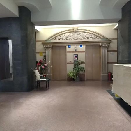 Dengfeng Milan Business Hotel Huwei Exteriér fotografie