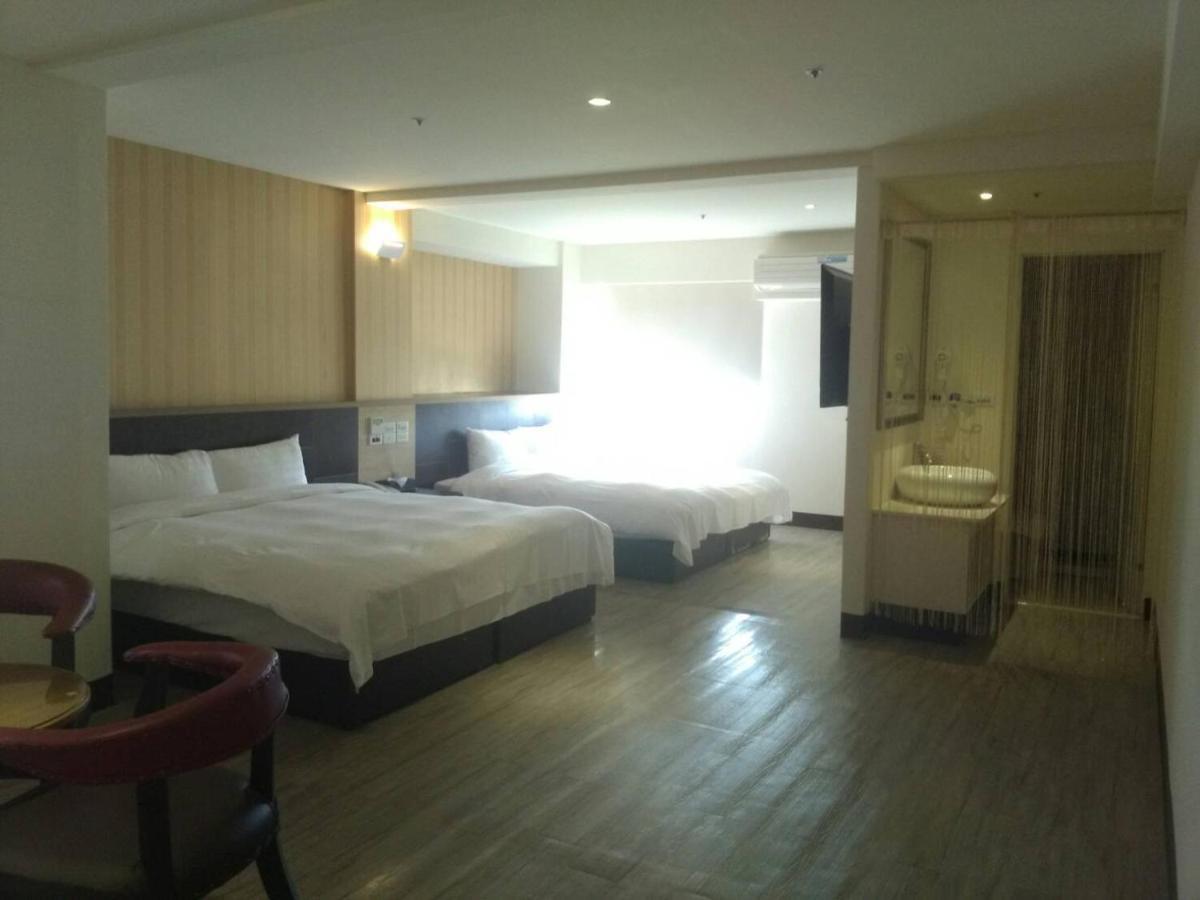 Dengfeng Milan Business Hotel Huwei Exteriér fotografie
