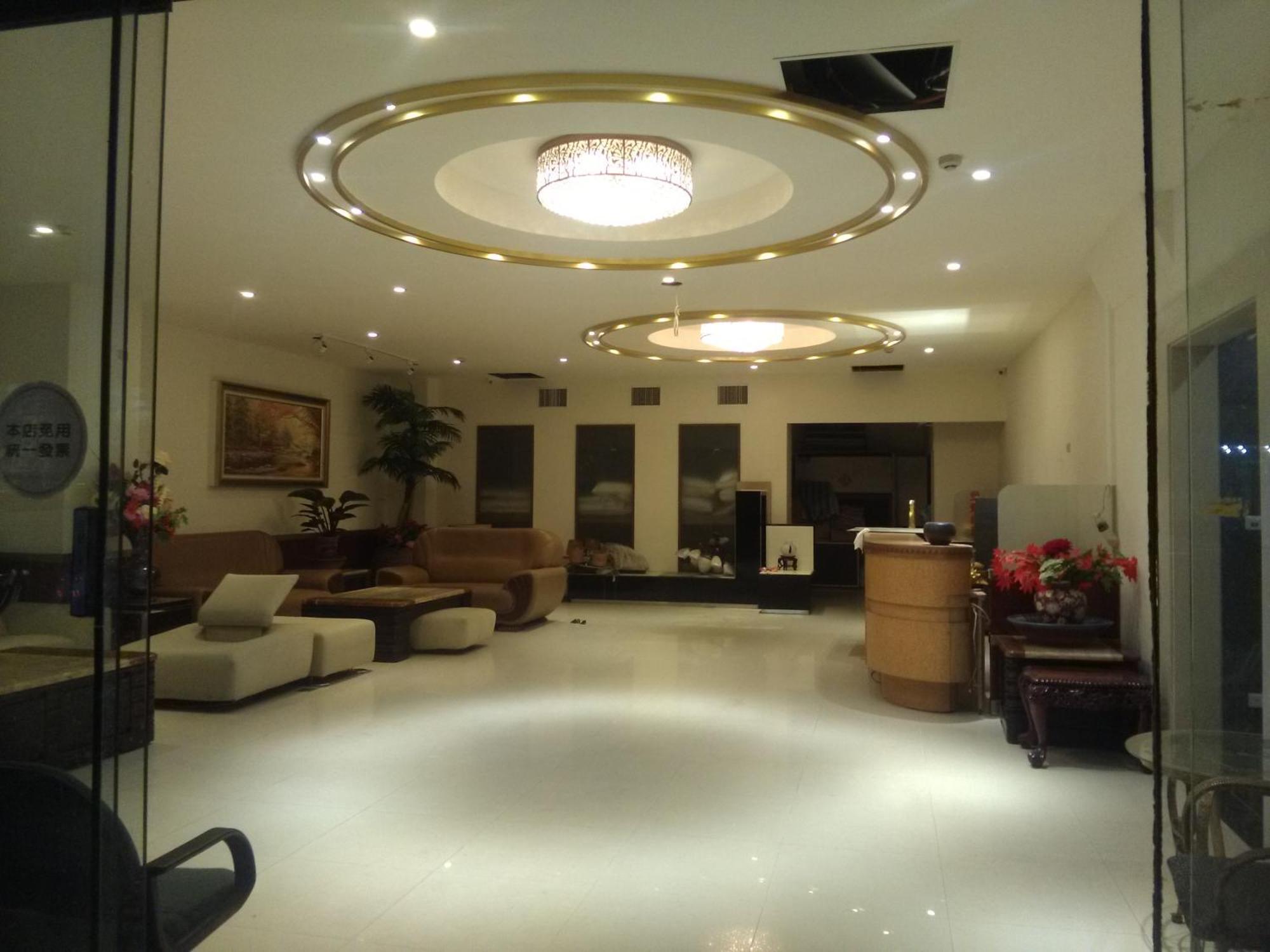 Dengfeng Milan Business Hotel Huwei Exteriér fotografie