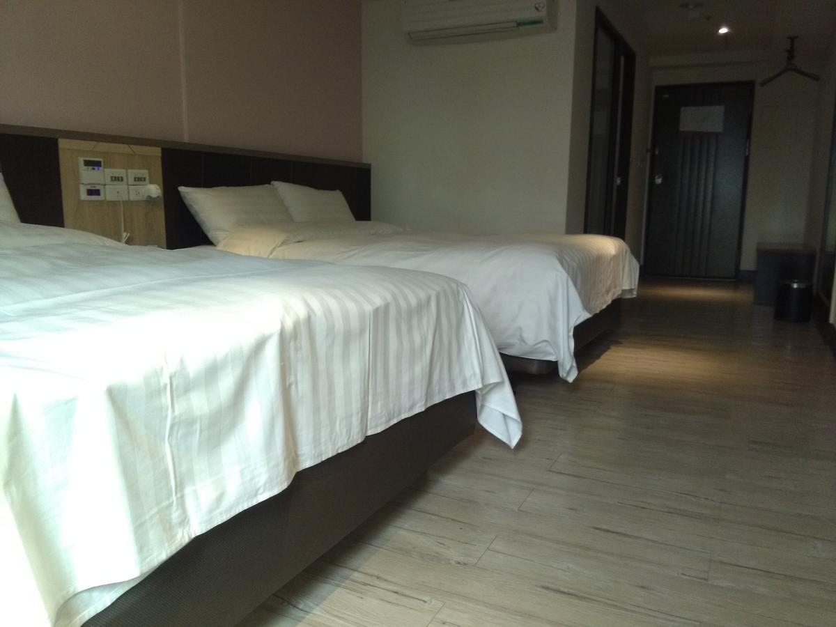 Dengfeng Milan Business Hotel Huwei Exteriér fotografie
